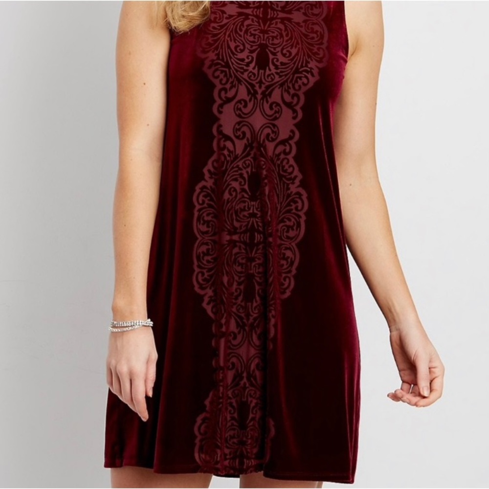 Maurices~Women's Boho Sleeveless Hi‎ Neck Embossed Velvet Mini Shift Dress~Sz S